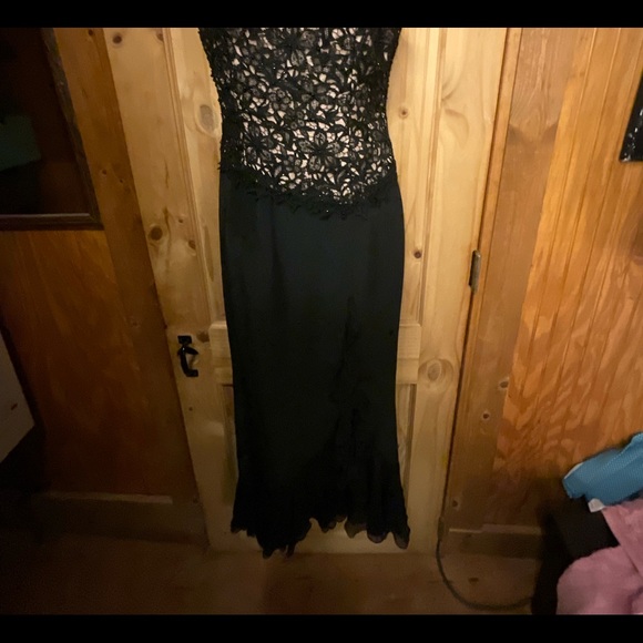 Cameron Blake evening gown - Picture 4 of 4